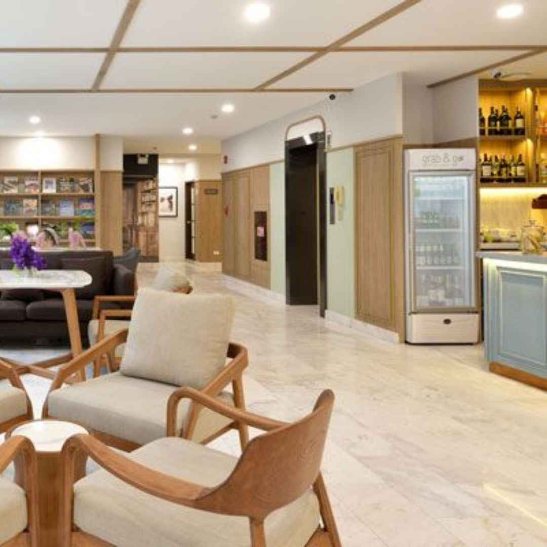 The Oakwood Hotel & Residence Oakwood Hotel 3 1